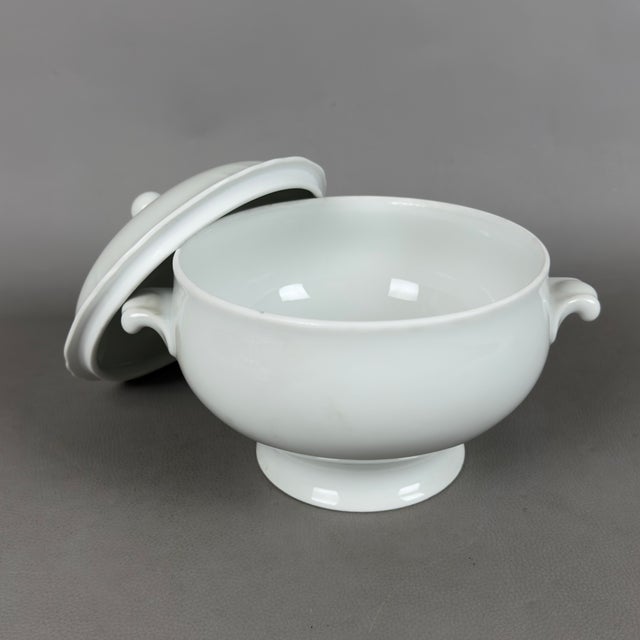 Vegetable Soup Tureen in White Porcelain by Richard Ginori For Sale - Image 4 of 11