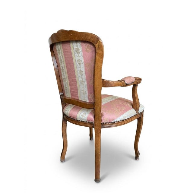 Vintage Italian Louis XV Style Carved Walnut Fauteuil Armchairs in Dusty Rose Brocade - Pair For Sale - Image 11 of 12