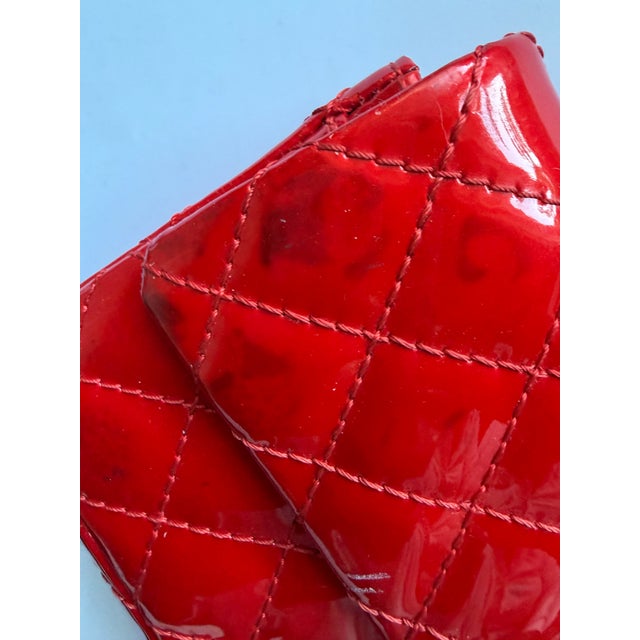 2008 Chanel 2.55 Reissue Patent Leather Elongated Quilted Baquette Clutch Shoulder Bag For Sale In Los Angeles - Image 6 of 18