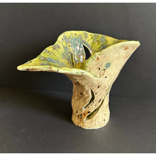 Unique Hand Made Monstera Leaf Ceramic Vase Artist signed “Ian Mark Ham” OR “Ian Markham” No chips or breaks Unique One-...
