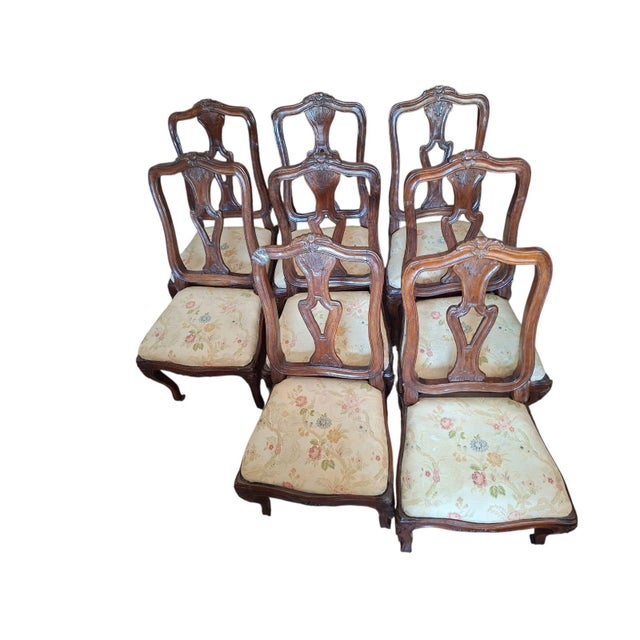 Louis XV Genoese Chairs in Walnut, 1750, Set of 8 For Sale - Image 3 of 18