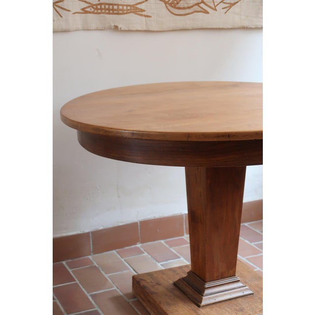 Art Deco Round Ash Dining Table with Stepped Column Base, France, 1930s For Sale - Image 3 of 11