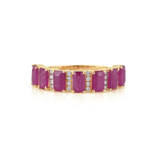 2.89 Carat Ruby & Diamond Band Ring in 14k Yellow Gold Stackable Design Size 8 For Sale - Image 4 of 16