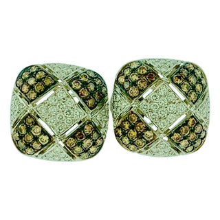 Monte Carlo Champagne and White Diamond Clip Earrings in 18 Karat White Gold For Sale