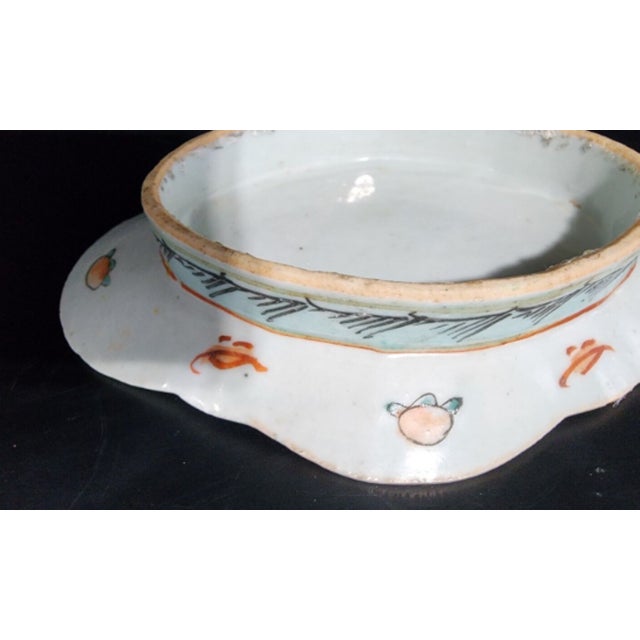 Late 19th Century Antique Chinese Famille Rose Footed Offering Dish For Sale - Image 5 of 6