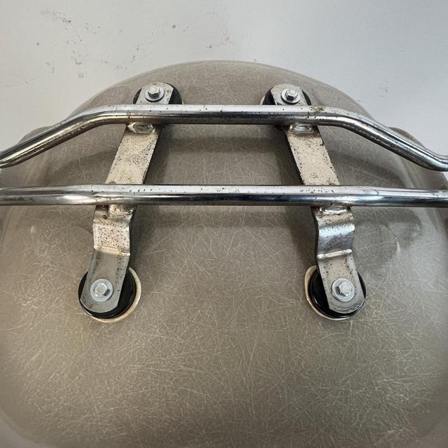 DSS Side Chairs by Charles and Ray Eames for Herman Miller, 1950s, Set of 4 For Sale - Image 10 of 11