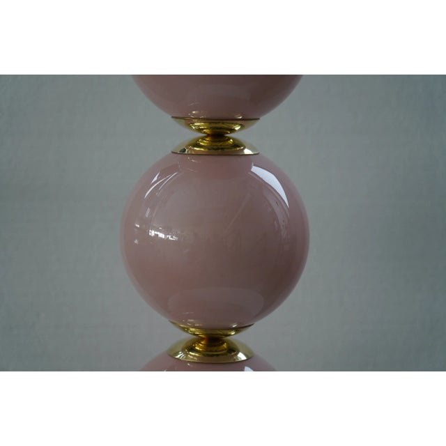 Mid-Century Modern Mid-Century Style Pink Blown Murano Glass and Brass Table Lamp, 2000 For Sale - Image 3 of 9