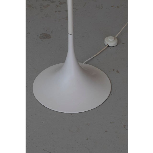 Panthella Floor Lamp by Verner Panton for Louis Poulsen, 1960s For Sale - Image 4 of 5