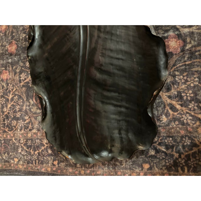 Brown Antique Japanese Carved Keyaki Wood Banana Leaf Tray – Signed Ichiyama – Meiji Period, C. 1860 – 28” [Kh] For Sale - Image 8 of 9