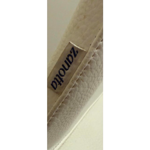 Pre owned set of 3 white high Back chair's . Barbieri original designed in 1947 . This is a great product made by a very...