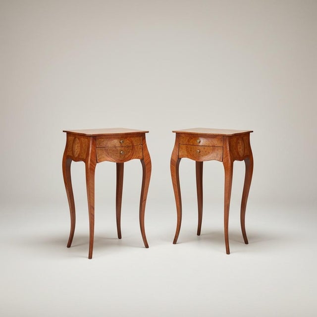 French 1970s Italian Burl Inlaid Olive Wood & Fruitwood Louis XV Side Tables - Pair For Sale - Image 3 of 7
