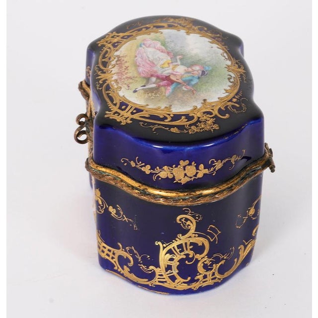 Antique French Cobalt Blue Porcelain Jewellery Casket from Sevres, 19th Century For Sale - Image 6 of 16