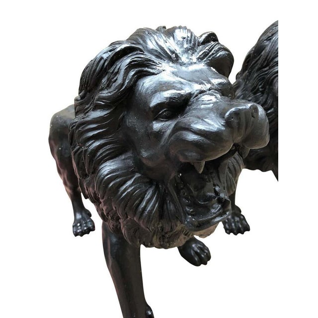 Italian Bronze Medici Lion Statues, 20th Century, Set of 2 For Sale - Image 5 of 7