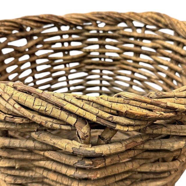 20th Century American Hand-Woven Birch Basket For Sale - Image 11 of 12