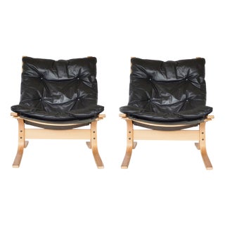 Vintage Siesta Chairs in Black Leather and Plywood by Ingmar Relling for Westnofa, 1960s, Set of 2 For Sale