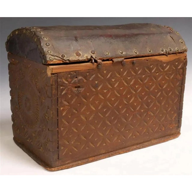 Early 18th C. Spanish Colonial Baroque Period Leather Clad Dovetail Carved Domed Small Domed Blanket Chest Coffer Antique Travel Trunk For Sale - Image 4 of 11