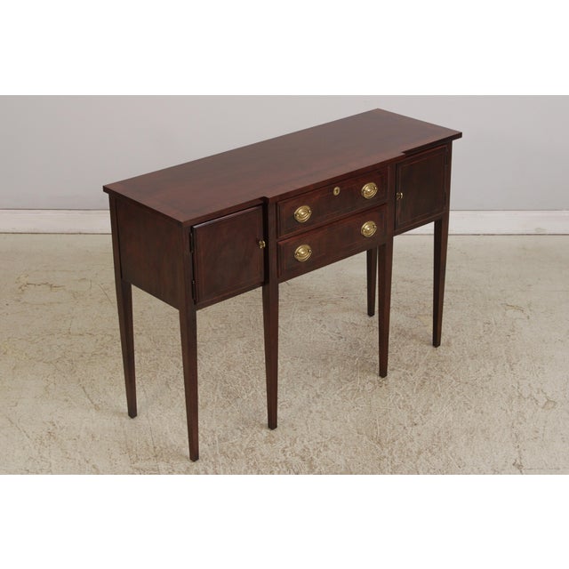 Traditional American Drew Mahogany Inlaid Buffet Server For Sale - Image 3 of 18
