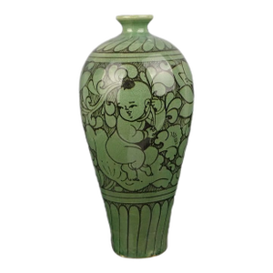 Vintage Chinese Porcelain Song Cizhou Kiln Green Glaze Porcelain Meiping Hand Carved Yingxi Pattern | Cizhou Ware Ceramic Plum Bottle