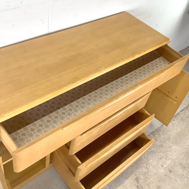 Vintage Heywood-Wakefield Encore Wheat Finish Buffet Sideboard For Sale - Image 15 of 18