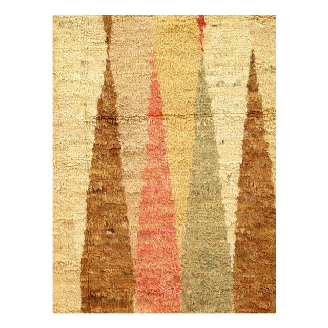 Bring a splash of vibrance and contrasting colors to your living space with the wool-blend composition, hand-knotted...