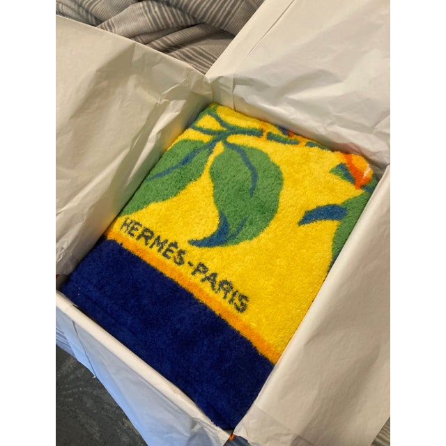 African Hermes Paris Grand Motif Toucan Beach Towel New in Box For Sale - Image 3 of 16