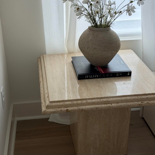 1980s Stone International Italy Travertine Pedestal Side Tables Set of 2 For Sale - Image 11 of 12
