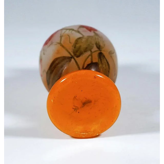 Art Nouveau Cameo Glass Vase with Sweet Pea Decor from Daum Nancy, France, 1910s For Sale - Image 6 of 7