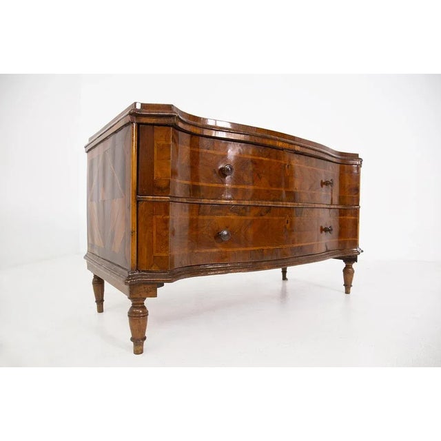 Antique Italian Baroque Walnut Root Dresser, Veneto For Sale - Image 5 of 13