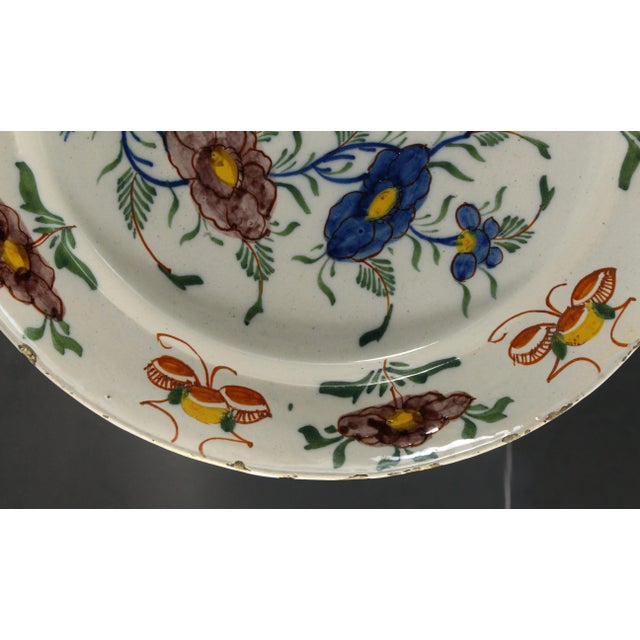 Delft Garniture of 3 Dutch Delft Polychrome Charger 12" & Pair of Plates 8.75" For Sale - Image 4 of 18