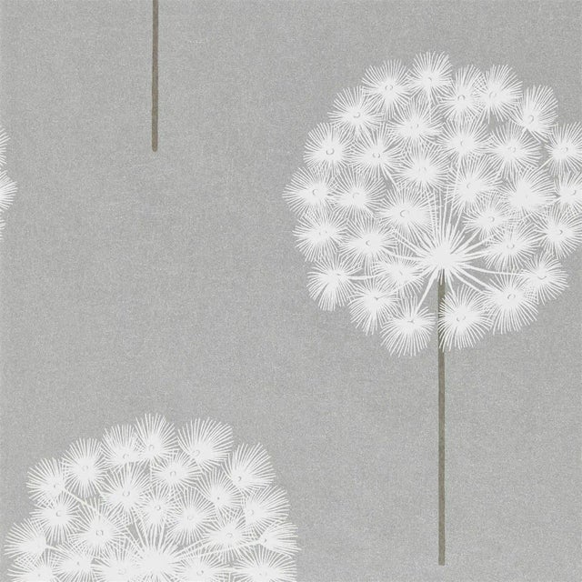 Harlequin Amity Wallpaper in Silver/Chalk For Sale