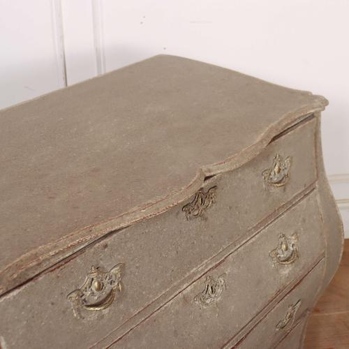 Dutch Bombe Commode in Paint For Sale - Image 10 of 11