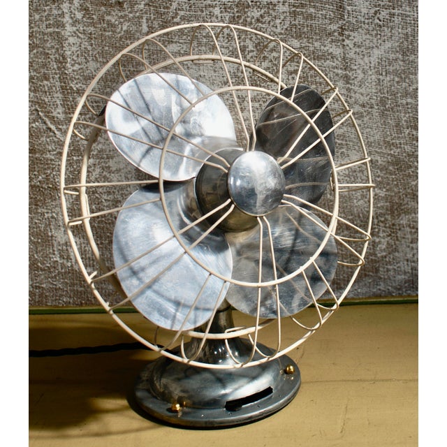 Metal Vintage Desk Fan, 1950 For Sale - Image 7 of 9