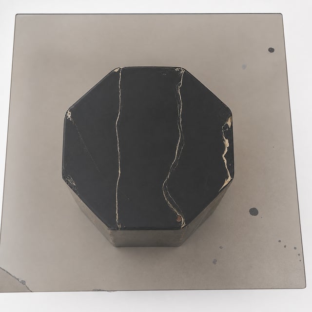 1980s Postmodern Faux Marble Pedestal Side Table – Ceramic & Glass, 1980s, Mid-Century For Sale - Image 5 of 17