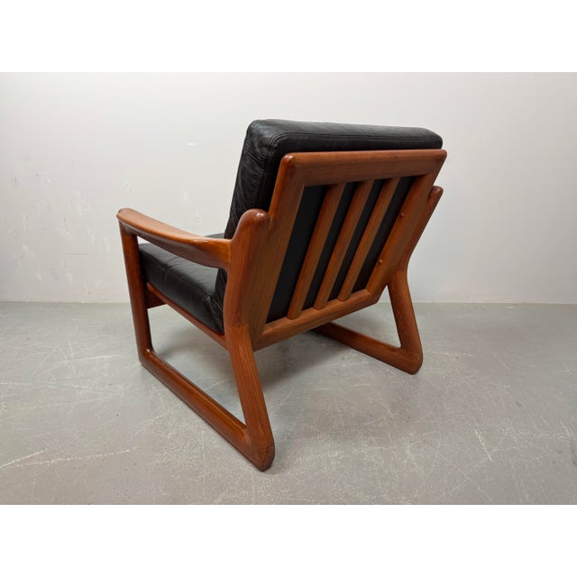 Mid-Century Teak Lounge Chairs with Black Leather Cushions attributed to Sven Ellekaer for Komfort, Denmark, 1970s, Set of 2 For Sale - Image 9 of 18