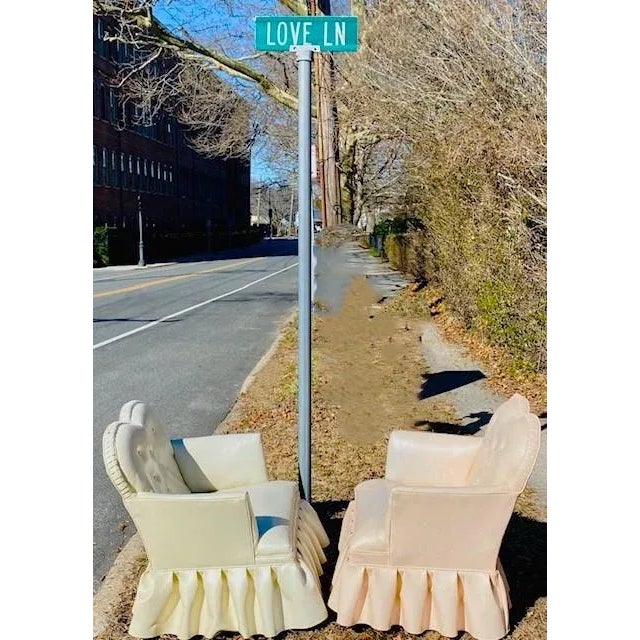 1950s Heart-Shaped Sweetheart Boudoir Chair, Attributed to LoveShackFancy For Sale - Image 11 of 14