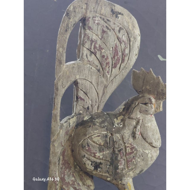 Early 20th Century Wooden Folk Art Rooster Sculpture – Weathered Polychrome Paint For Sale - Image 9 of 13
