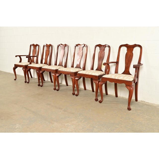 Henkel Harris Henkel Harris Queen Anne Solid Cherry Wood Dining Chairs | Set of Six For Sale - Image 4 of 16