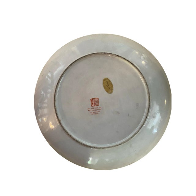 Chinoiserie Matching Pair of Vintage h.f.p. Macau, Mid Century, Famille Rose Porcelain Large Decorative Plates/Chargers For Sale - Image 3 of 3
