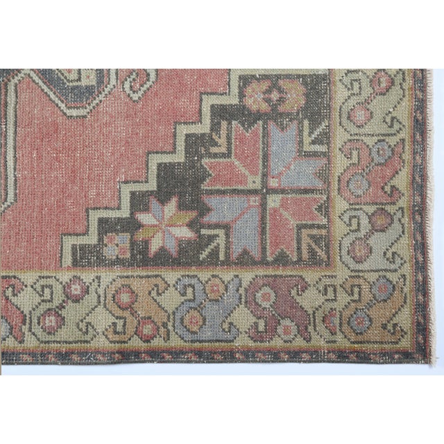 Vintage Turkish Oushak Rug – Hand-Knotted Wool in Soft Coral, Slate Blue & Buttercream -4' 2'' X 8' For Sale - Image 9 of 9