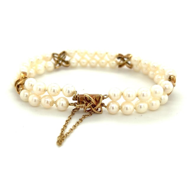 1990s Mikimoto Estate Akoya Pearl Double Strand Bracelet 6.5" 14k Gold 5.5 mm For Sale - Image 4 of 9