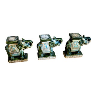 1960s Mid-Century Sancai Glaze Ceramic Elephant Pedestal Trio - Shelf Scale For Sale
