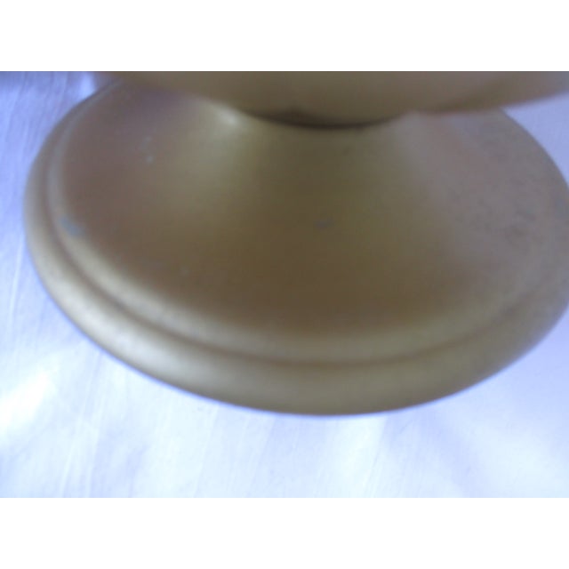 Vintage Hollywood Regency Faux Alabaster Gold Ribbed Metal Pedestal Base Wastebasket For Sale - Image 9 of 10