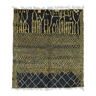 Contemporary Moroccan Rug - 9.8 X 8.4 Ft For Sale