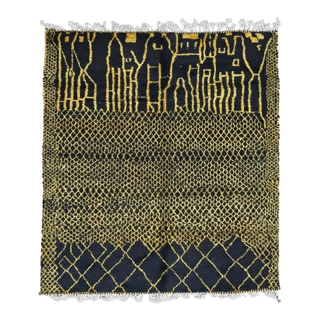 Contemporary Moroccan Rug - 9.8 X 8.4 Ft For Sale