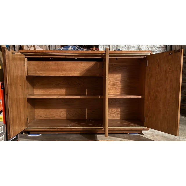 1960s Authentic Vintage 1960s Mid-Century Modern / Hollywood Regency Style Buffet-Server/Credenza, by American of Martinsville For Sale - Image 5 of 8