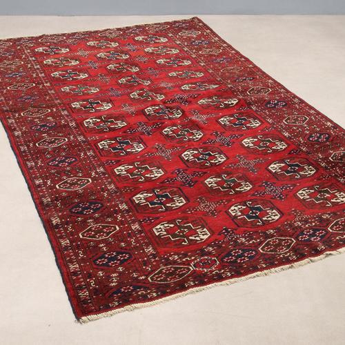 Red Bukhara Rug in Wool For Sale - Image 8 of 8