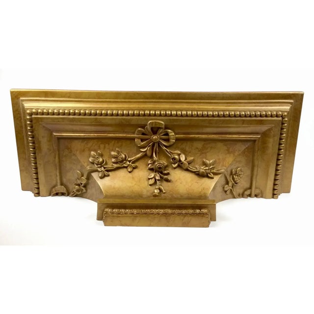 French Gold Painted Traditional Wall Mounted Shelf For Sale - Image 3 of 11