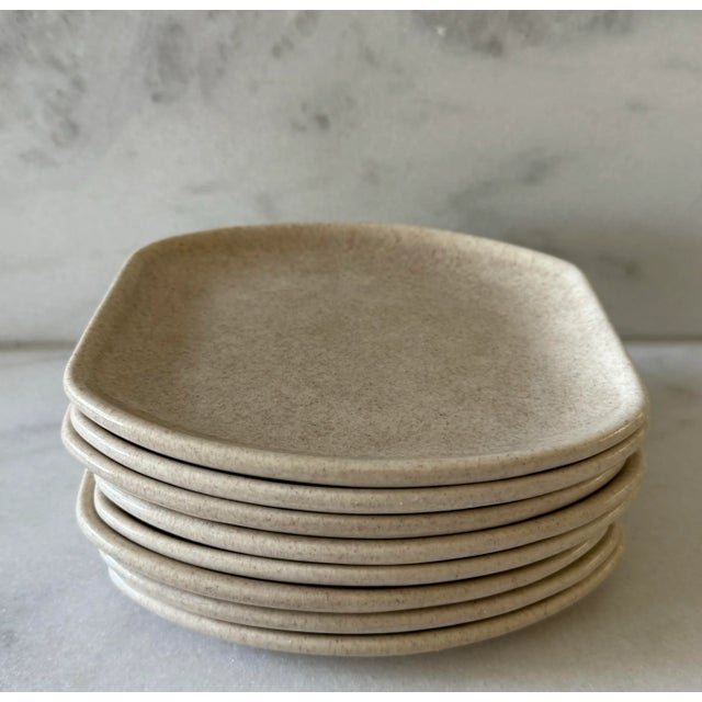 Mid 20th Century Set of 4 Mid Century Denwar California Pottery Plates For Sale - Image 5 of 10