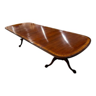 1990s Ethan Allen Georgian Banded Mahogany Double Pedestal Extension Dining Table For Sale