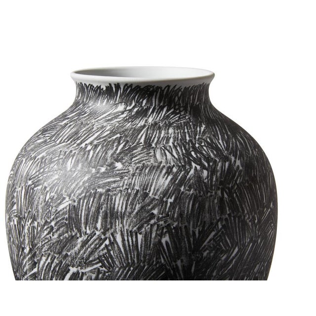 Post Scriptum Ad Orcino Tratto Misto Nero Vase by Formafantasma for Cassina For Sale - Image 6 of 18